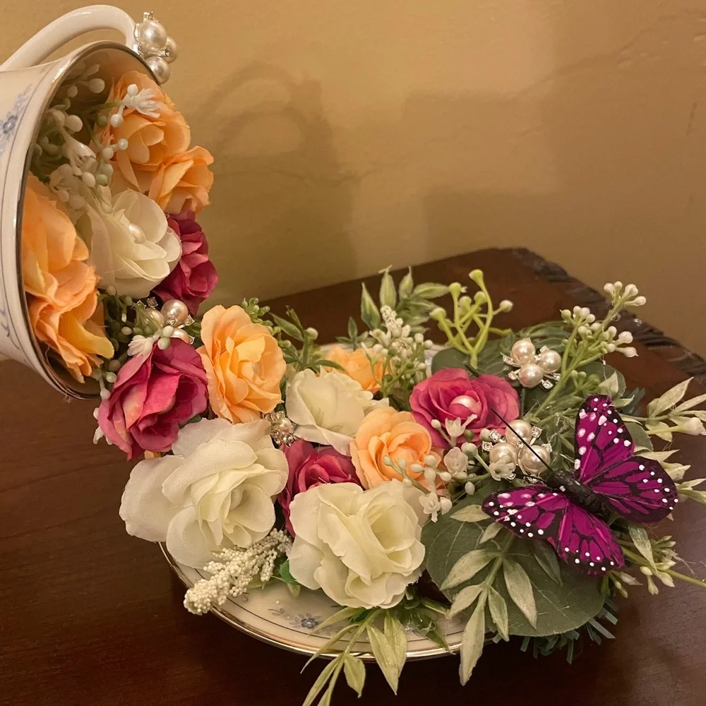 Floating Tea Cup - Picture 3 of 6